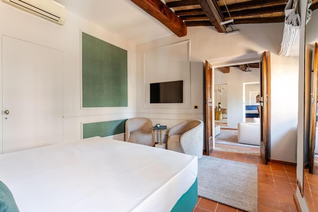 Apartment Giulia Penthouse - 5 Min Piazza Navona Rome